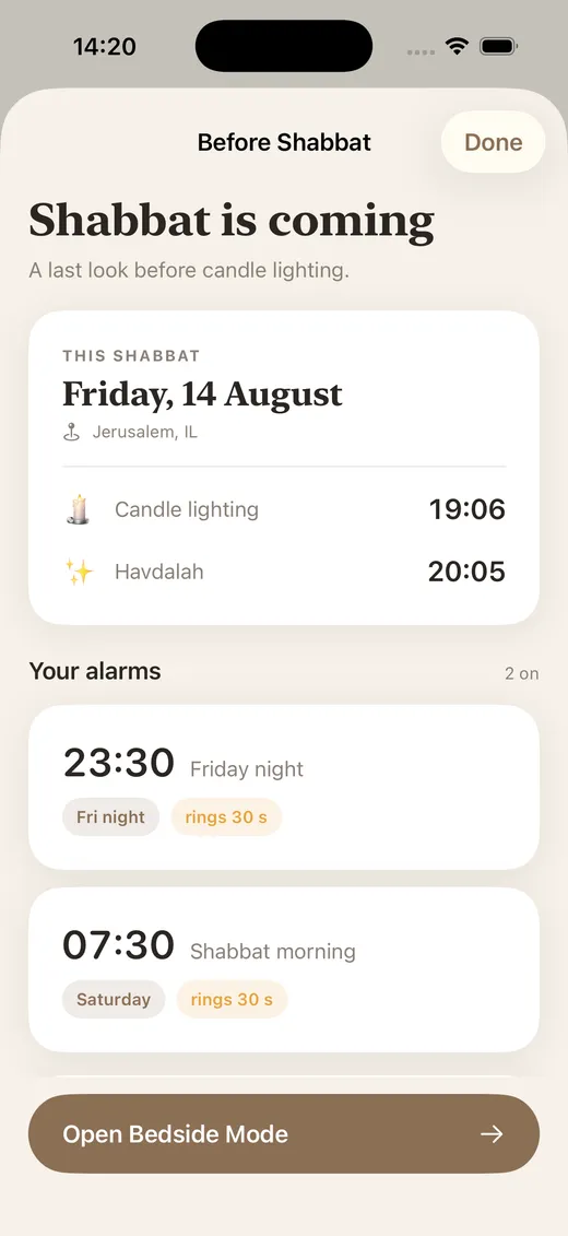 ShabbatRise Friday check-in screen listing the alarms set for Shabbat (app in English)